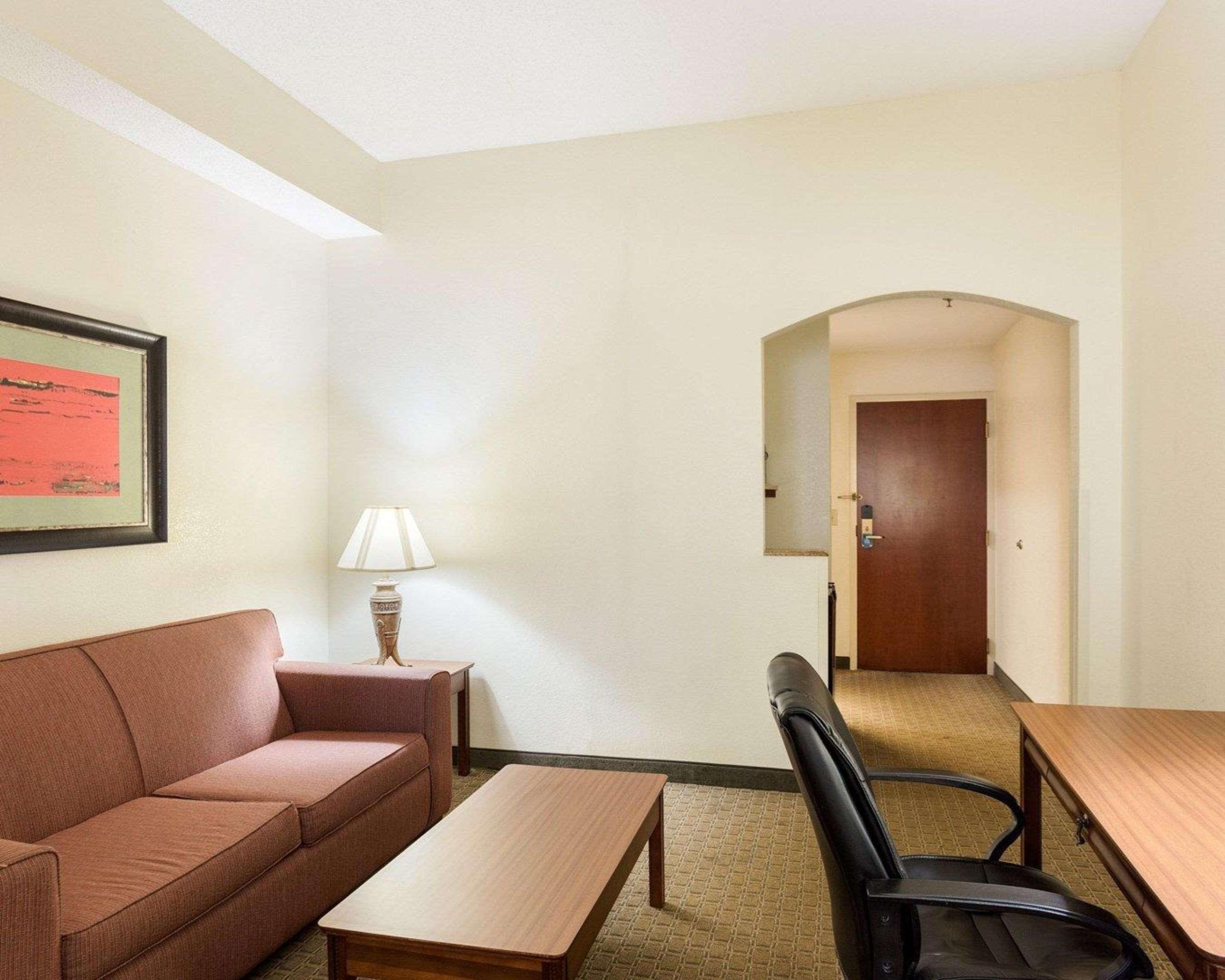 Comfort Suites Southaven I-55 Экстерьер фото